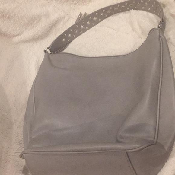 Sold - Picture 5 of 7